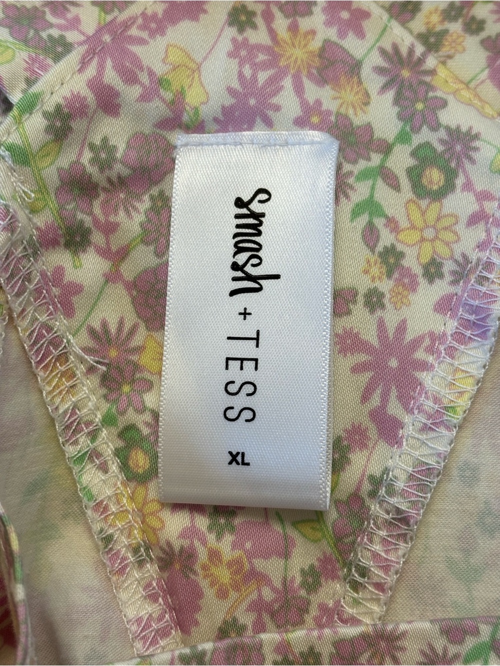 Smash + Tess Floral Overall Shorts | Size XL - Picture 5 of 6